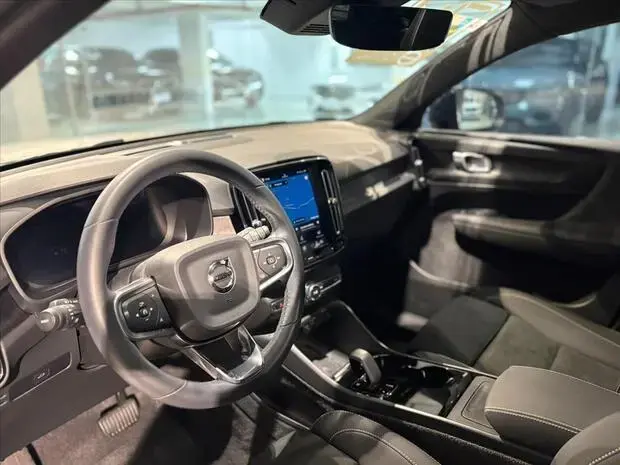 Volvo XC40 P6 RECHARGE ELECTRIC PLUS