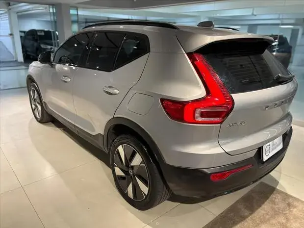 Volvo XC40 P6 RECHARGE ELECTRIC PLUS
