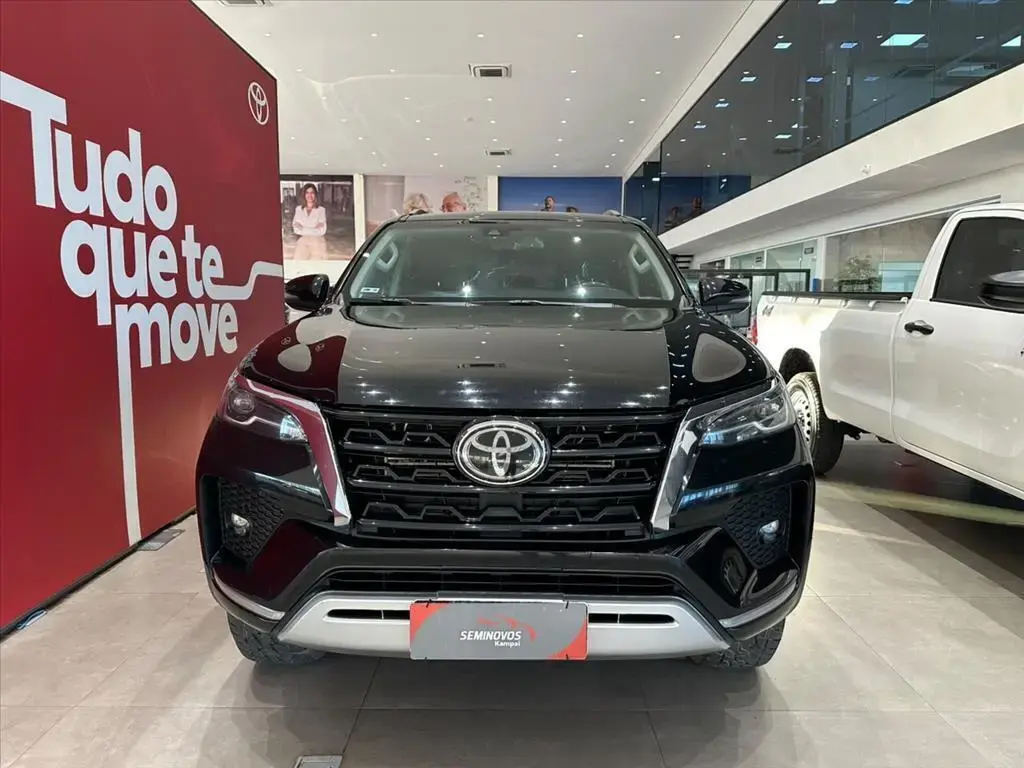 galeria HILUX SW4