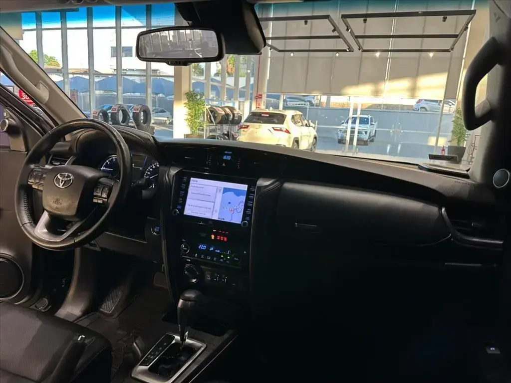 galeria HILUX SW4