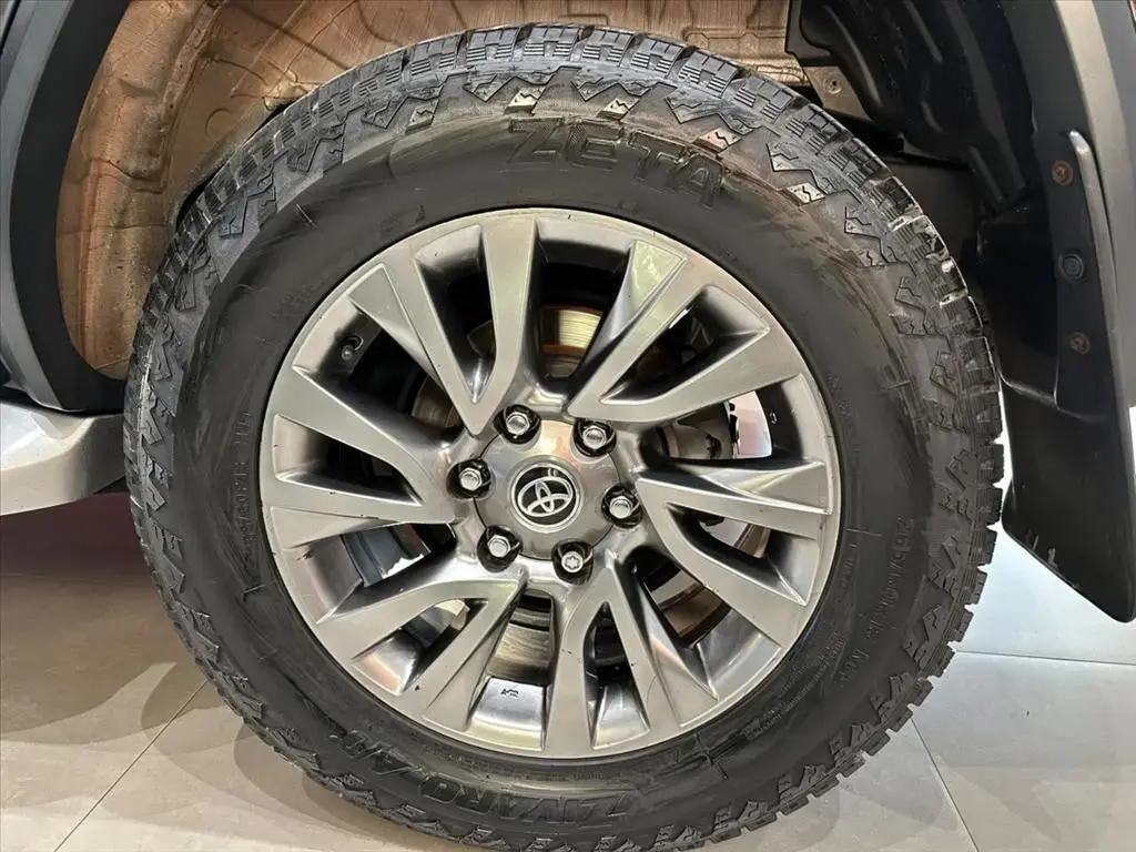 galeria HILUX SW4