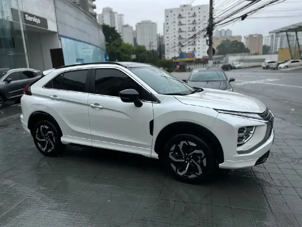 galeria ECLIPSE CROSS