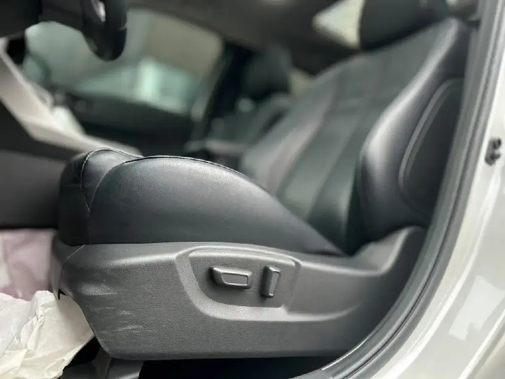 galeria ECLIPSE CROSS