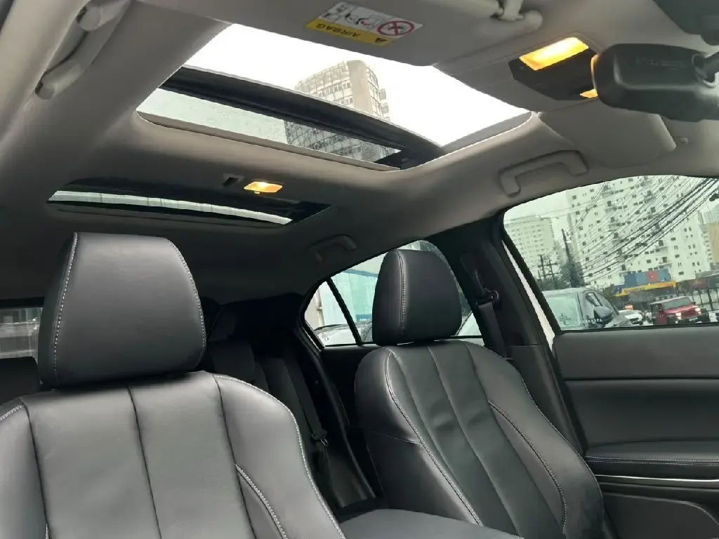 galeria ECLIPSE CROSS