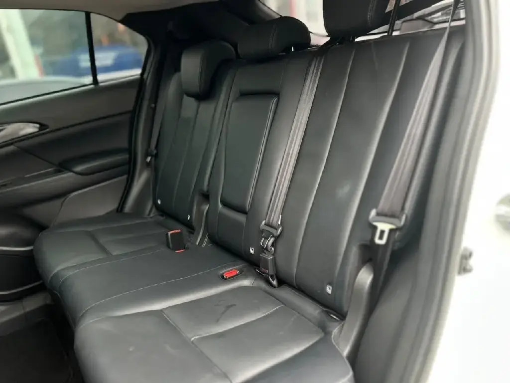 galeria ECLIPSE CROSS