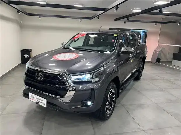 Toyota HILUX 2.8 D-4D TURBO DIESEL CD SRX 4X4 AUTOMÁTICO