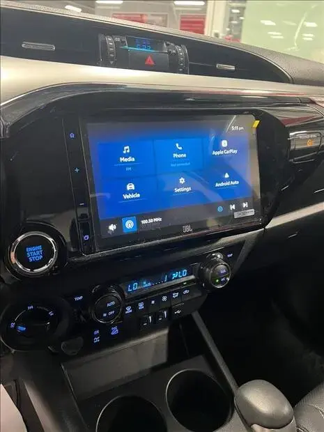 Toyota HILUX 2.8 D-4D TURBO DIESEL CD SRX 4X4 AUTOMÁTICO