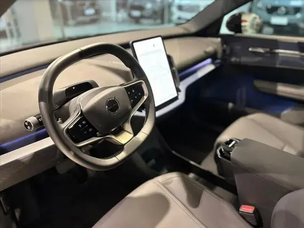 Volvo EX30 69 KW ELÉTRICO ULTRA