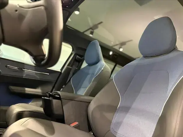 Volvo EX30 69 KW ELÉTRICO ULTRA