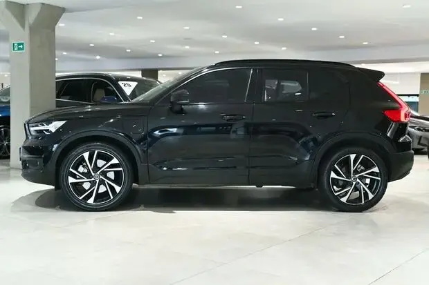 Volvo XC40 1.5 T5 Hybrid R-Design AWD