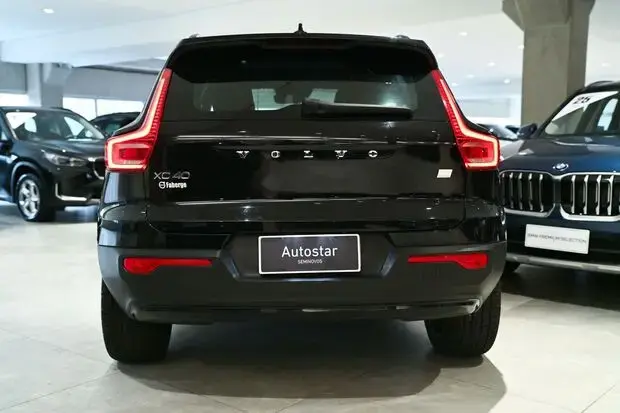 Volvo XC40 1.5 T5 Hybrid R-Design AWD