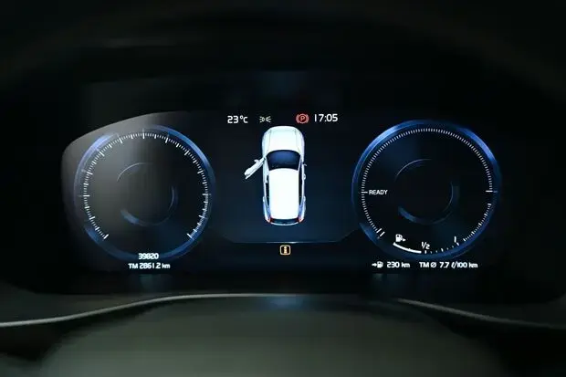 Volvo XC40 1.5 T5 Hybrid R-Design AWD