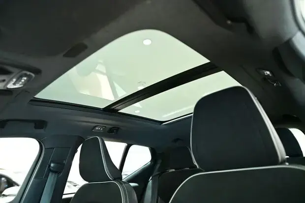 Volvo XC40 1.5 T5 Hybrid R-Design AWD