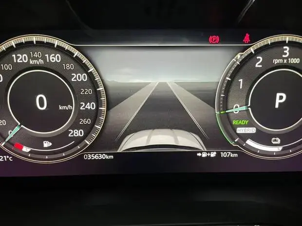 Jaguar F-Pace 2.0 R-Dynamic SE (Híbrido)