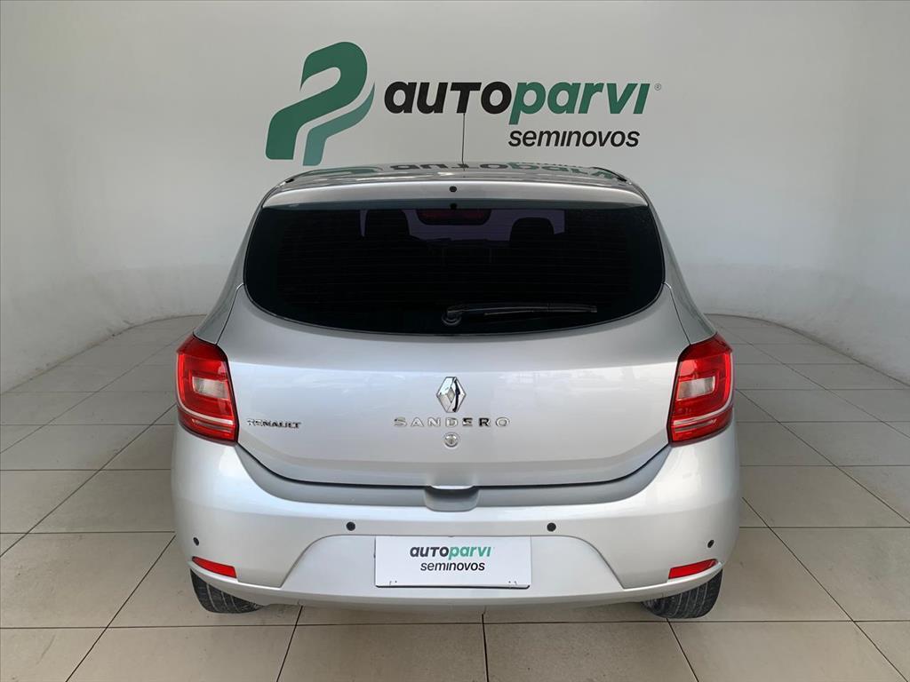 Renault SANDERO