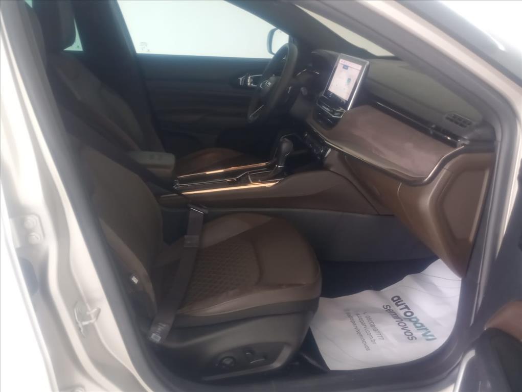 Jeep COMMANDER