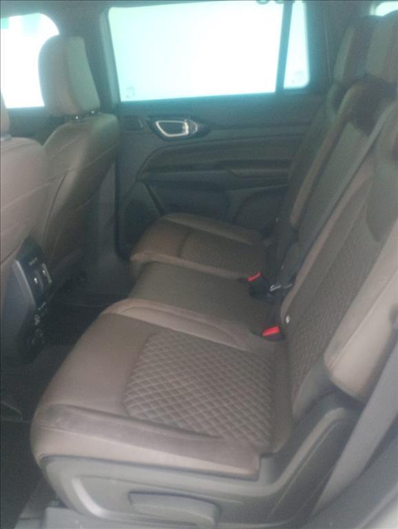 Jeep COMMANDER