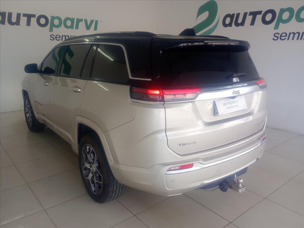 Jeep COMMANDER