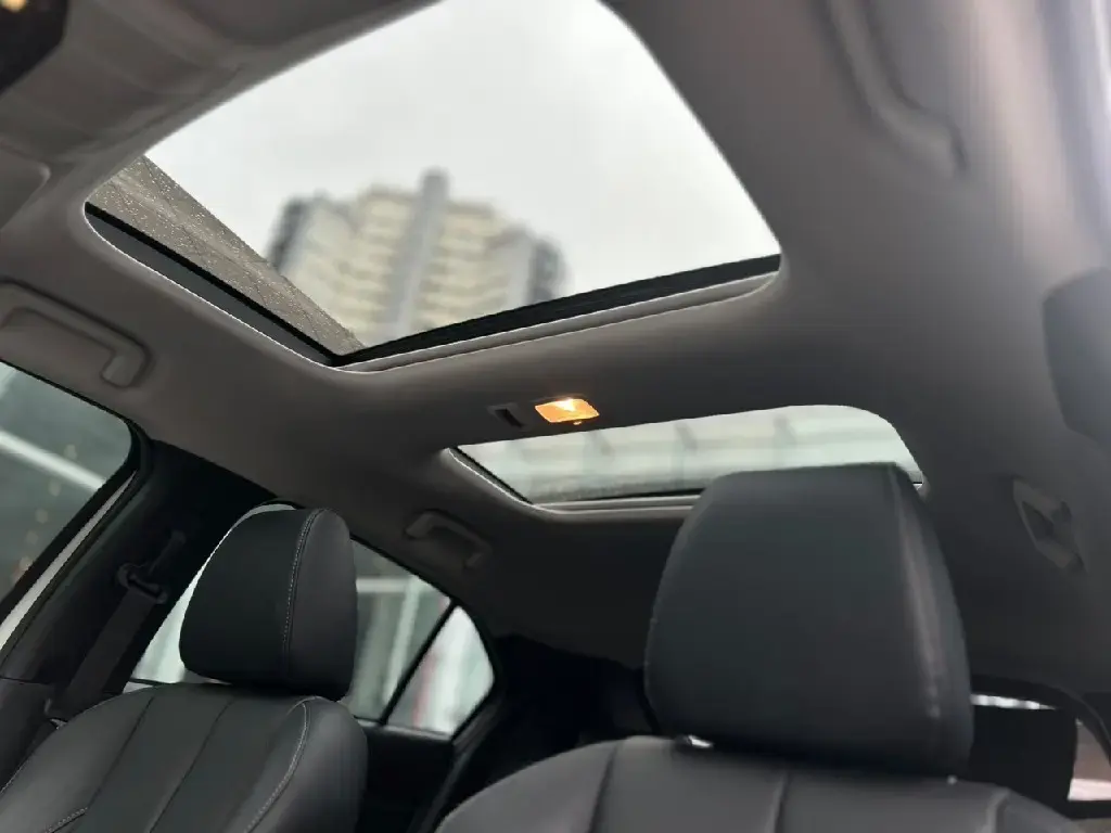 galeria ECLIPSE CROSS