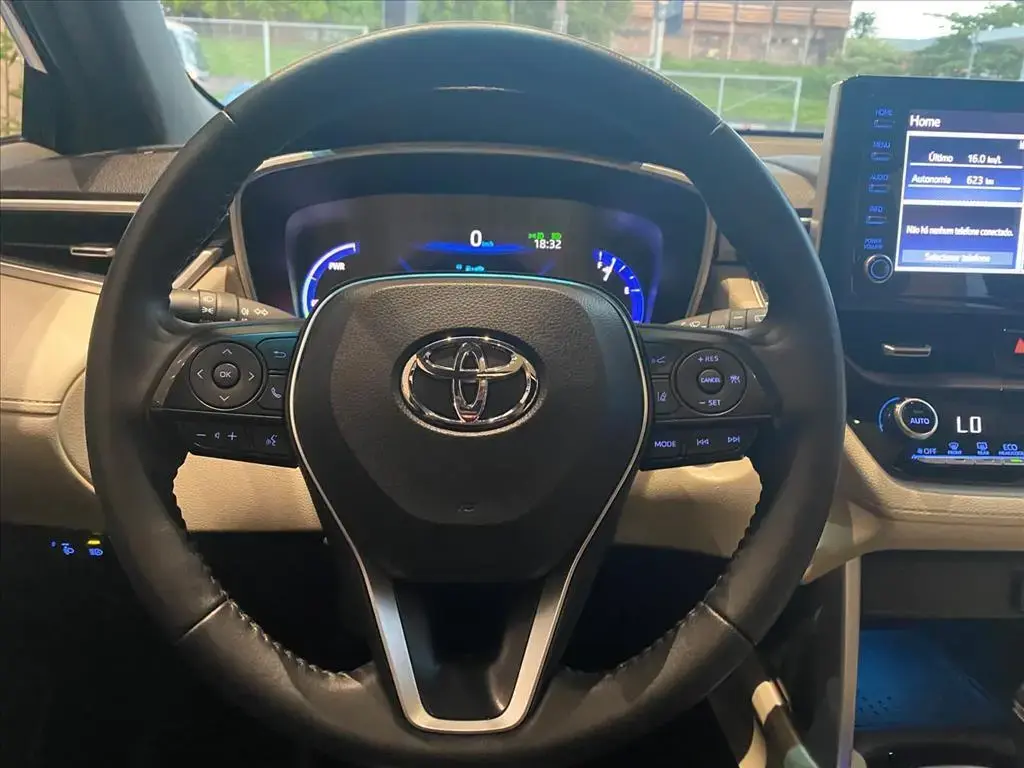 galeria COROLLA CROSS