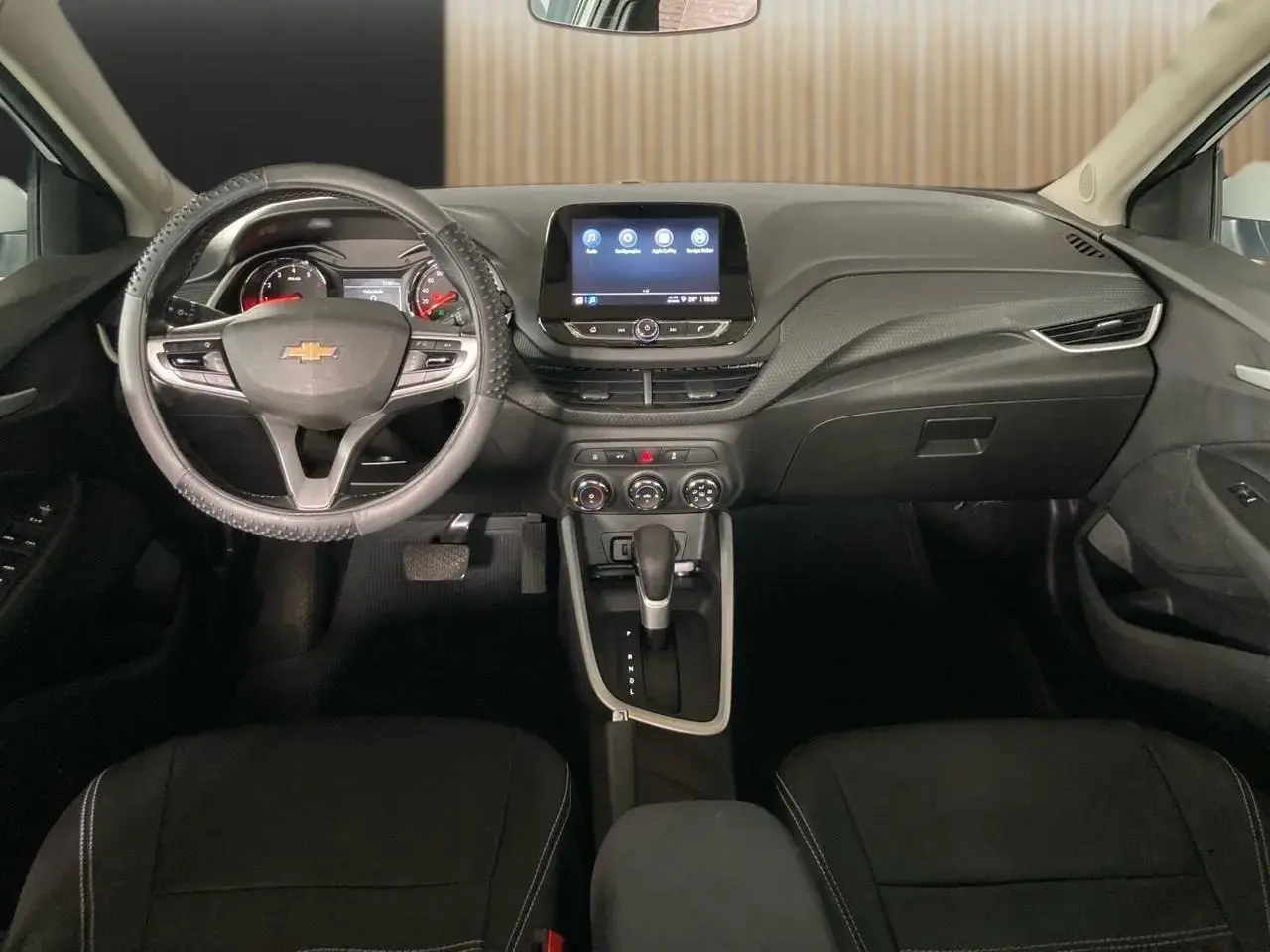 galeria ONIX SEDAN Plus LTZ 1.0 12V TB Flex Aut.