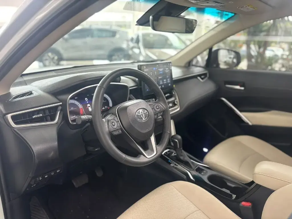 galeria Corolla Cross