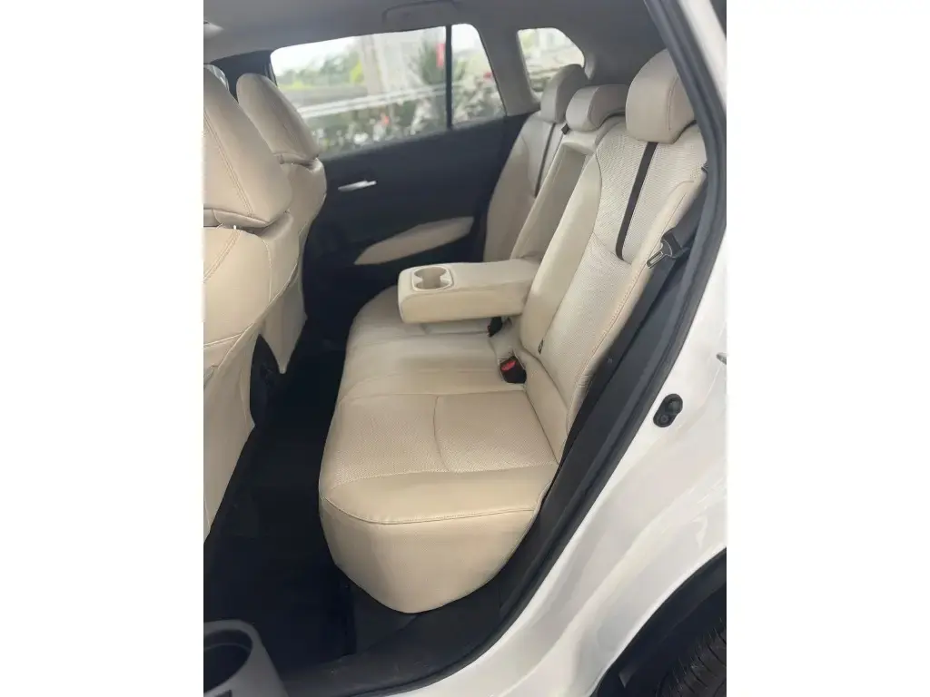 galeria Corolla Cross