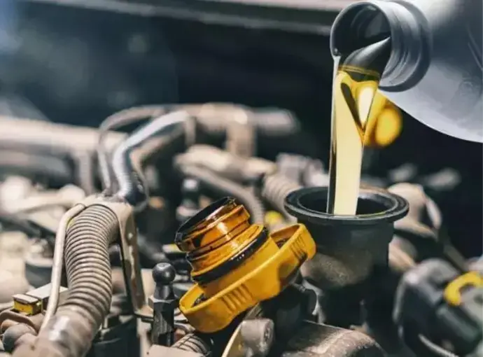 Troca de Óleo e Fluídos