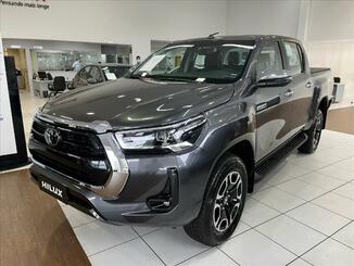 Toyota HILUX 2.8 D-4D TURBO DIESEL CD SRX 4X4 AUTOMÁTICO