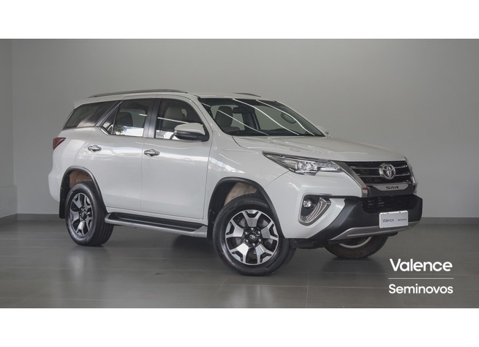 galeria HILUX SW4
