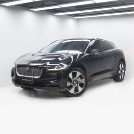 Jaguar I-Pace SE EV400 AWD Aut. (Elétrico)