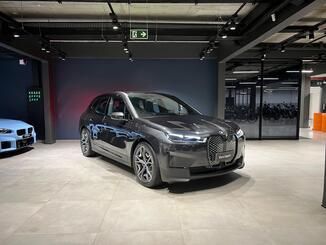 Bmw iX xDrive40 (Aut.) (Elétrico)