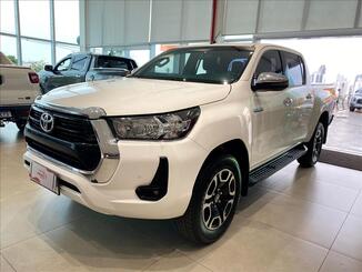 Toyota HILUX 2.8 D-4D TURBO DIESEL CD SRV 4X4 AUTOMÁTICO