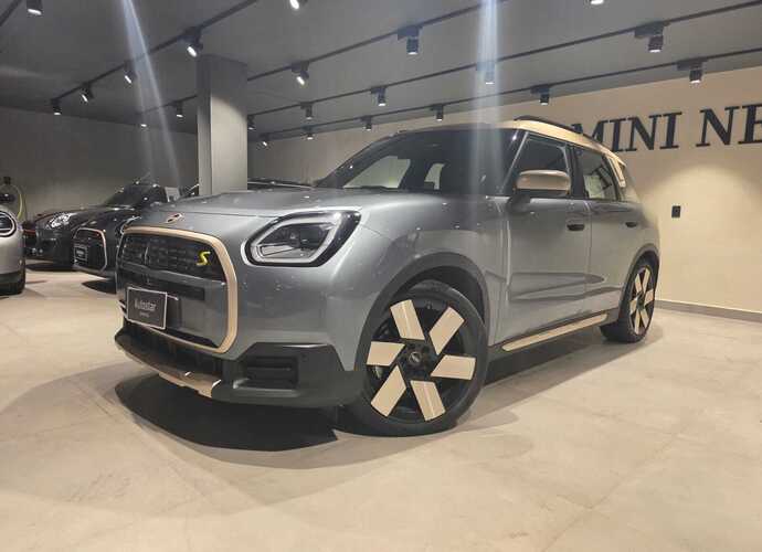 galeria Cooper Countryman