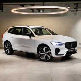 Volvo XC60 Recharge Ultimate Dark 2.0