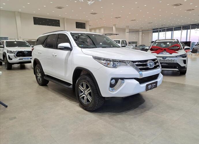 galeria HILUX SW4