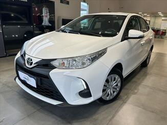 Toyota YARIS 1.5 16V FLEX SEDAN XL LIVE MULTIDRIVE