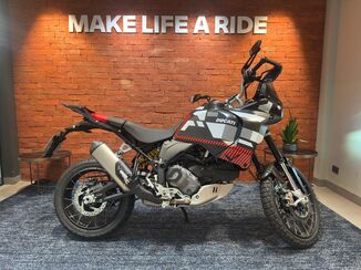 Ducati DesertX DESERT X