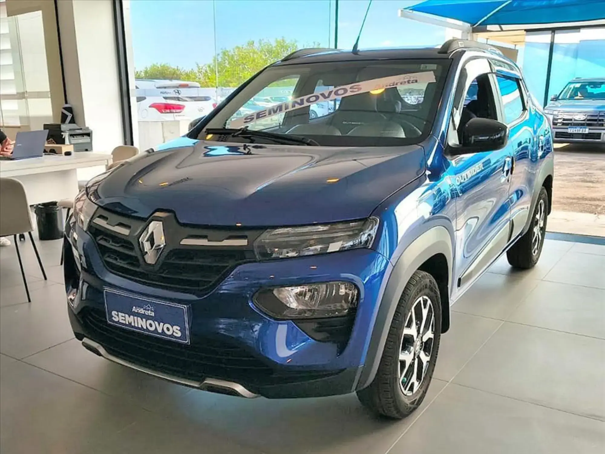 KWID 1.0 12V SCE FLEX OUTSIDER MANUAL