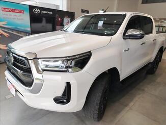 Toyota HILUX 2.8 D-4D TURBO DIESEL CD SRX 4X4 AUTOMÁTICO