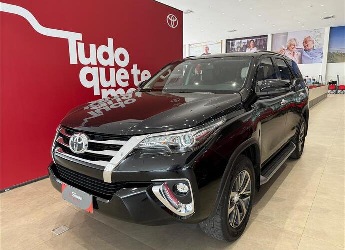 galeria HILUX SW4
