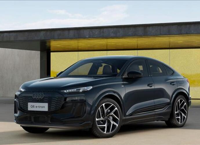 galeria Q6 E-TRON