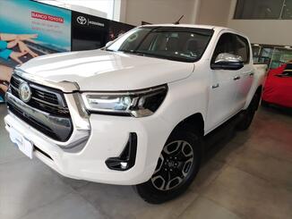 Toyota HILUX 2.8 D-4D TURBO DIESEL CD SRX 4X4 AUTOMÁTICO