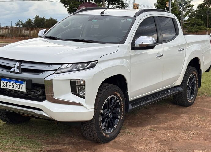 galeria L200 TRITON SPORT HPES