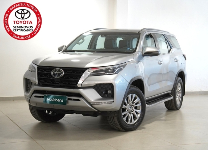 galeria HILUX SW4