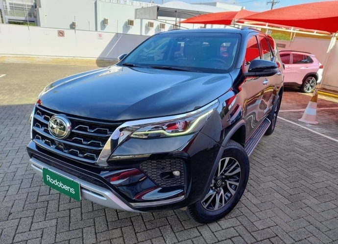 galeria HILUX SW4