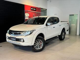 Mitsubishi L200 TRITON 2.4 16V TURBO DIESEL SPORT HPE-S CD 4P 4X4 AUTOMÁTICO