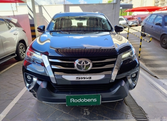 galeria HILUX SW4