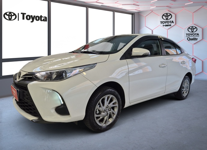 galeria Yaris