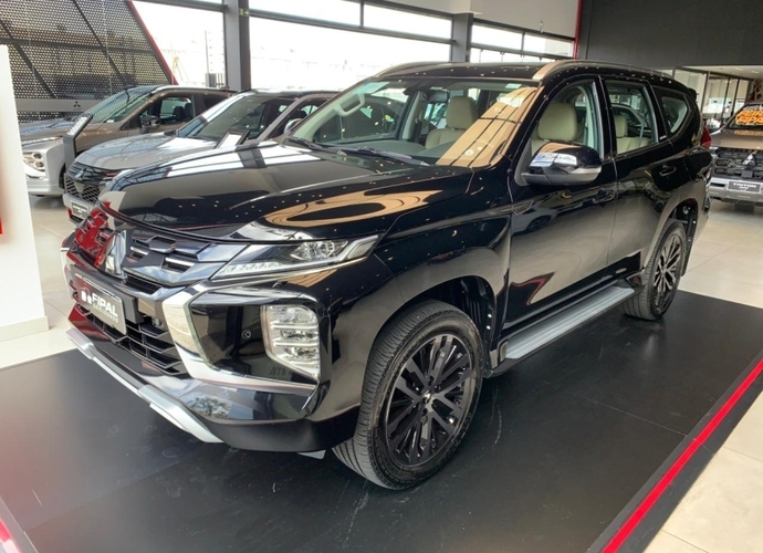 galeria PAJERO SPORT